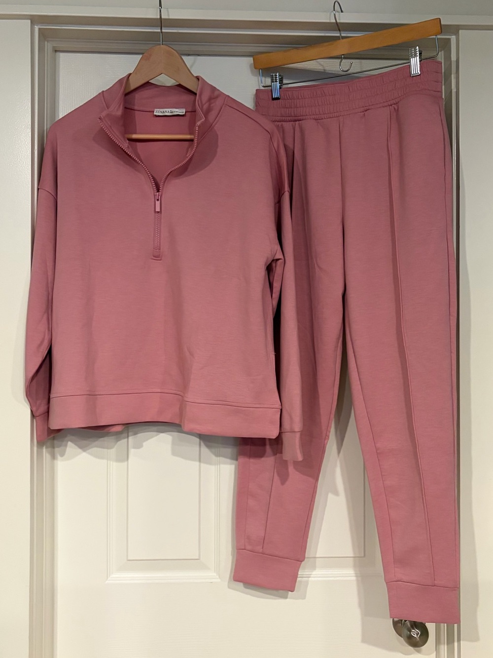 Zeanna LT Rose Pink Quarter-Zip Jogger Set size Medium